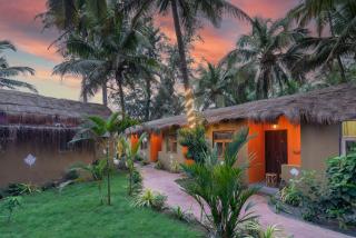Amadi Beach Front Resort - Mandrem - 4