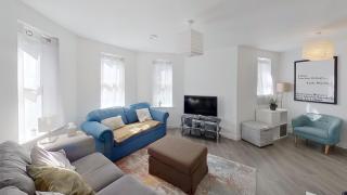 Berridge Apartment -Luxurious 2 bedroom Apartment - 9