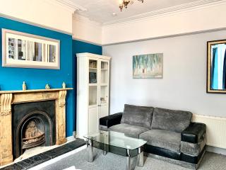 4Alma St - Plymouth - 3