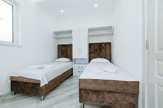 Flori Apartments - 2
