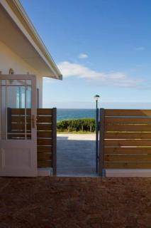 Seafront house with a view - 5