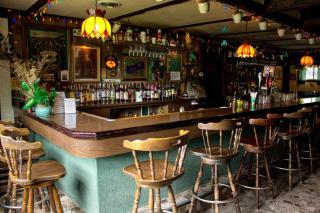 Jimmy OConnor's Windham Mtn Inn - Windham - 7