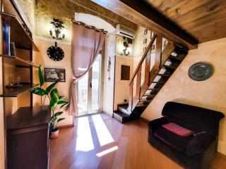 Cozy classical residence in the city center - Bari - 3