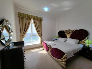 Beachfront Holiday Homes - 9