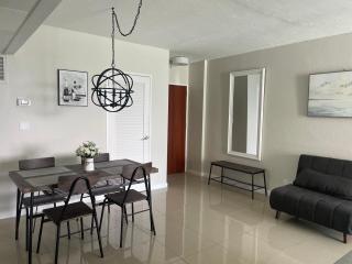 Spacious 1BR on the Beach, The Tides, Hollywood,FL - Hollywood - 1
