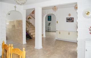 Stunning Apartment In Wielki Klincz With Wifi - 7