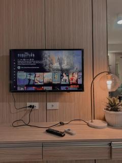 City View at The Persimmon Studios - 3