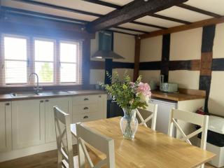 Alexander Park B&B - Ledbury - 3