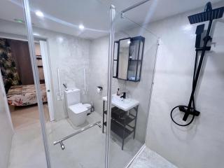 HUG HOTEL2022 - El Carrer del Canonge - 2