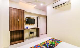 Hotel Hill Park - Bombay - 3