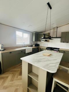 Eastgate Lodge with Hot Tub - Malton - 7