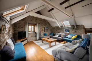 Stunning Converted Granary in Heart of St Davids - St. Davids - 4