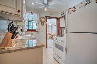 Dog-Friendly Waretown Home with Furnished Deck! - 2