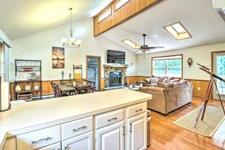 Walk to Wolf Run Lake Cottage with Furnished Deck - 2