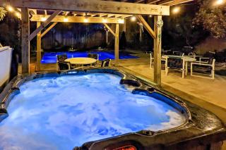 Sunny South Padre Home - Steps to the Beach! - 7