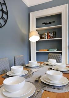 The Newington Residence - 4