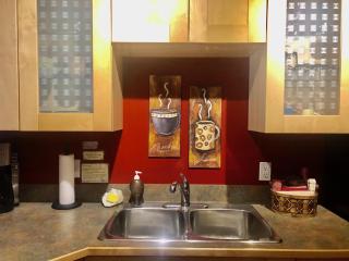 Mistisos Place Vacation Rentals - Nelson - 2