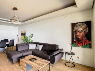 The Best Sea View Apartment by LovelyStay - 4