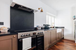 Redland Suites - Apartment 1 - 4