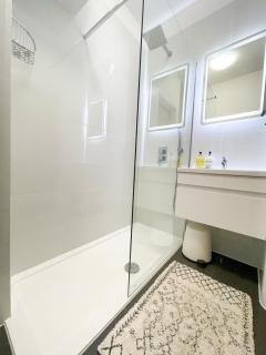 Bright Holidays Kemptown Apartment - Brighton & Hove - 4