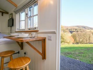 Shepherds Hut Slad Valley Cotswolds - Painswick - 4