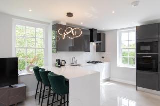 Centre London Flat 2BDR AC Sleeps 4 Family Only - London - 8