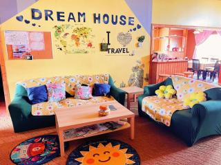 Sarah's dreamhouse B&B - 7