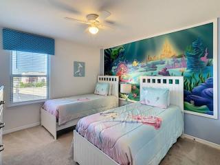 5BR Resort Home Pvt Pool BBQ - Kissimmee - 6