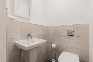 Redland Stay In Bespoke Home 2 of 2 - 3