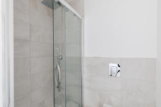 Redland Stay In Bespoke Home 1 of 2 - Bristol - 8