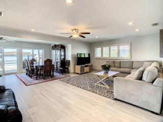 Amazing water front view home newly renovated 3BD 2BTH - 3