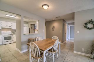Gulf Shores Condo Private Balcony and Beach Views! - Gulf Shores - 1