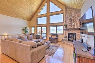 Ski and Bike Home with Deck and Hot Tub in Granby! - 5