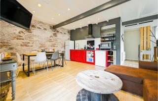 Gorgeous Home In Aren With Wifi - - 7