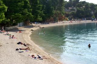 Family friendly apartments with a swimming pool Brela, Makarska - 19998 - Brela (Brella) - 5