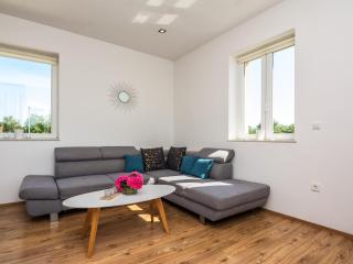 Holiday home in Policnik with sea beach - Poličnik - 4