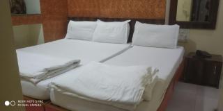 Hotel Sea View - Near Taj Hotel - Mumbai - 4