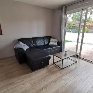 Appartement dans habitation privée avec piscine - La Milesse - 4