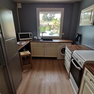 Appartement dans habitation privée avec piscine - La Milesse - 2