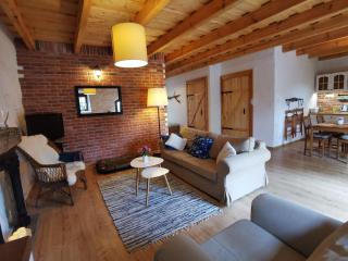 Mazurska Sielanka - klimatyczny apartament, 2 sypialnie i 2 ogródki - 2