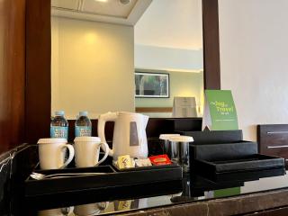 Holiday Inn & Suites Makati by IHG - Manila - 5