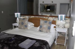 Kleinzee Oceanfront Whole House Self Catering - De Kelders - 3