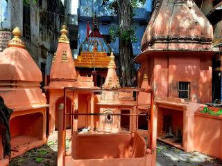Anand Kanan - Varanasi - 4