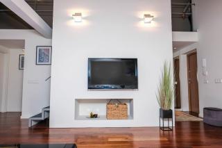 #stayhere - Spacious Luxury Town Hall 3BDR Apartment - 4