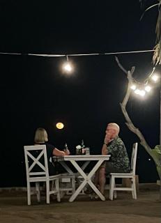 Star Bar and Bungalows - Gili Air - 3