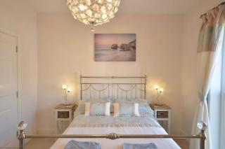 Pebble House (Goring-by-Sea) - 9