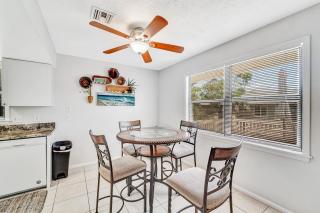 Blissful Beach Retreat B - Englewood - 5