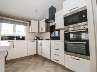 Lodge at Chichester Lakeside 2 Bed - Chichester - 2