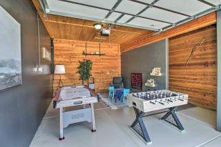Lakeside Cabin with Game Room and Private Dock! - Lake of the Woods - 0