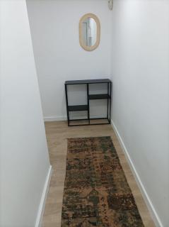 COOL! 5' to metro. 15' to Center/beach by metro. - 1